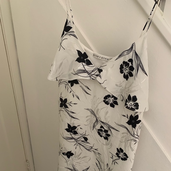 Brand new Alice and Olivia dress - Picture 2 of 3